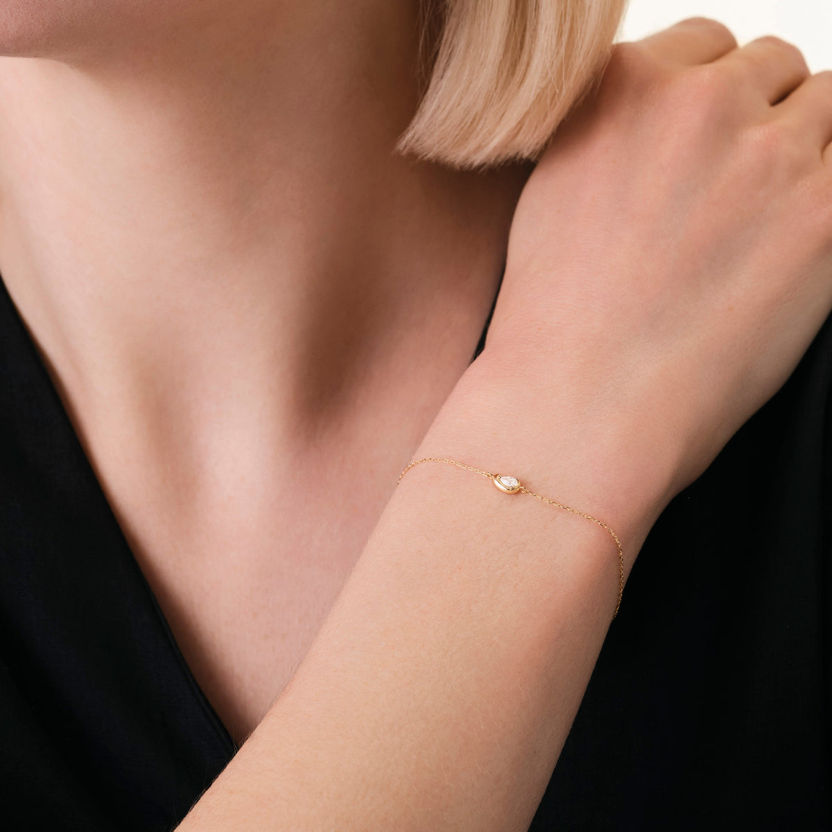 Bracelet Luna Poire leftcolumn