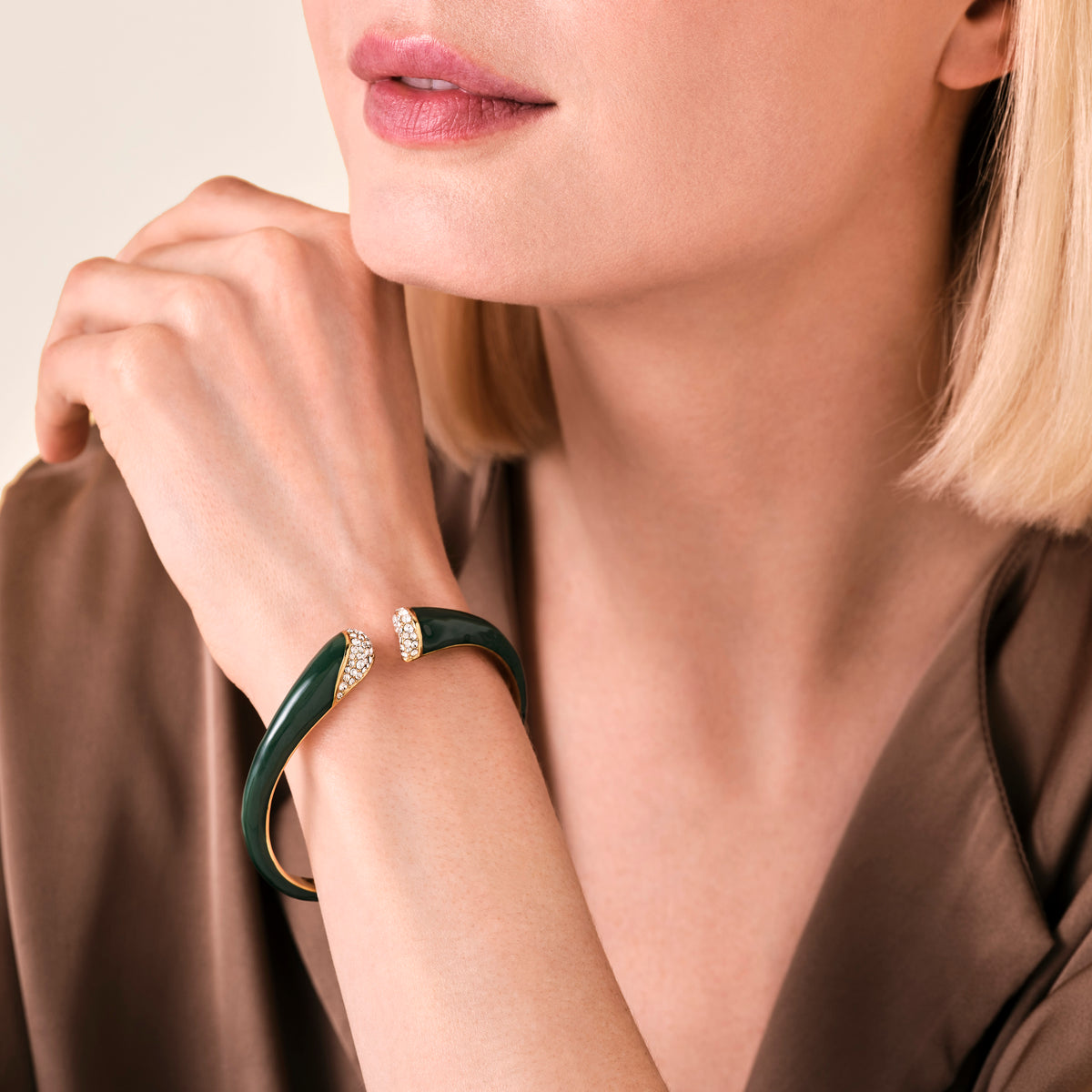 Bracelet Jonc Émail et Pavé leftcolumn