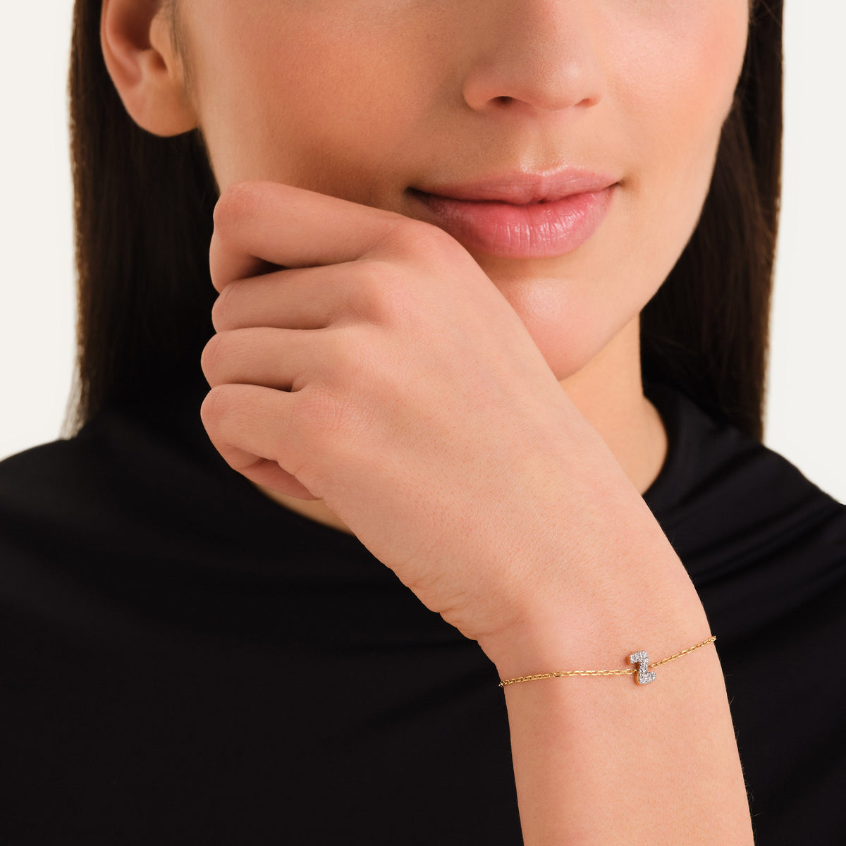 Bracelet lettre Z avec cristaux leftcolumn