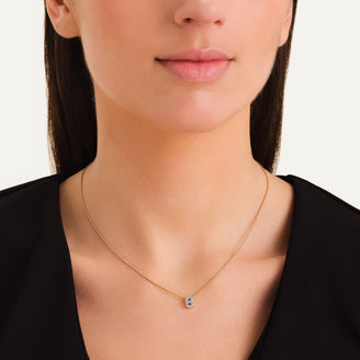 Collier lettre B avec cristaux leftcolumn