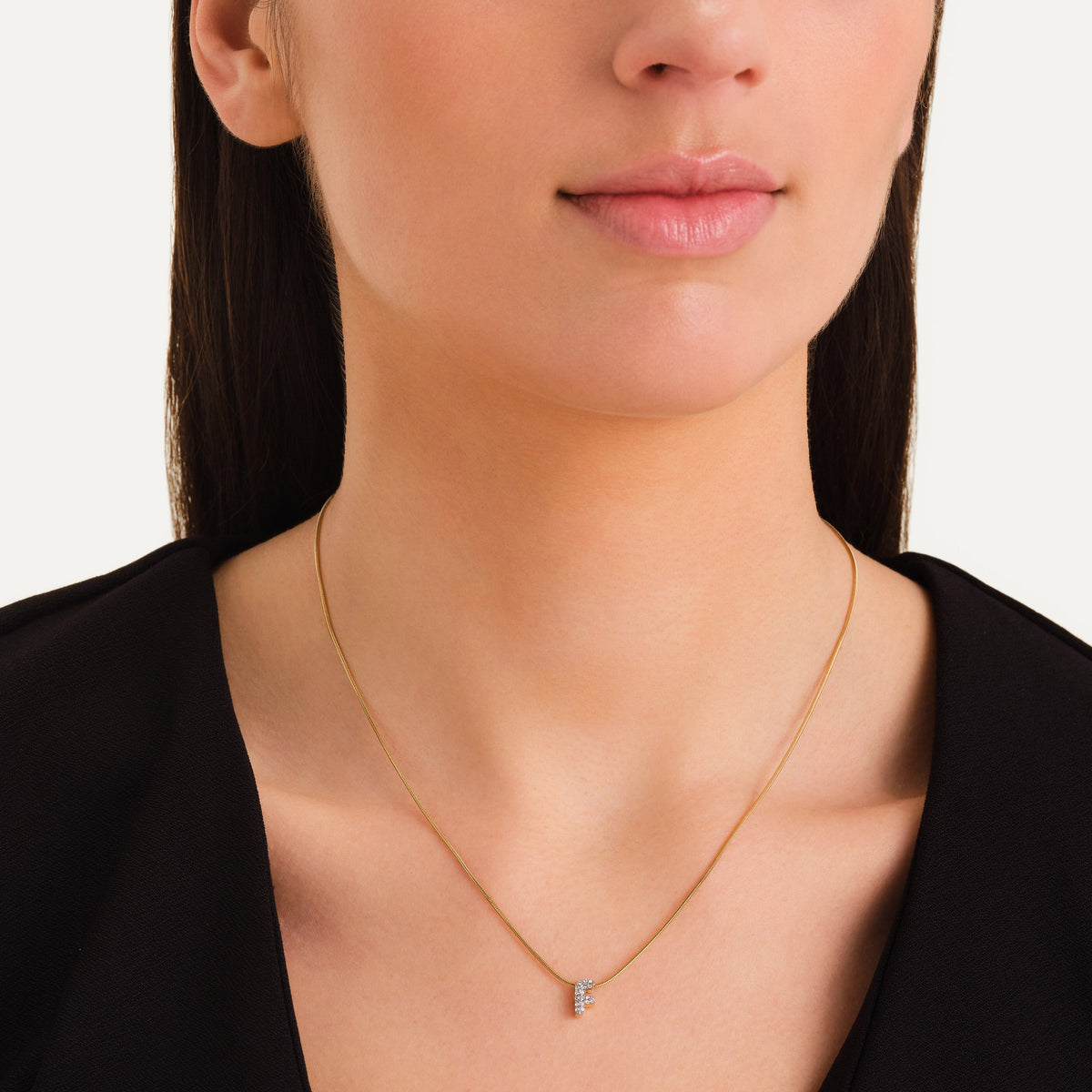 Collier lettre F avec cristaux leftcolumn