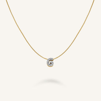 Collier lettre G avec cristaux leftcolumn
