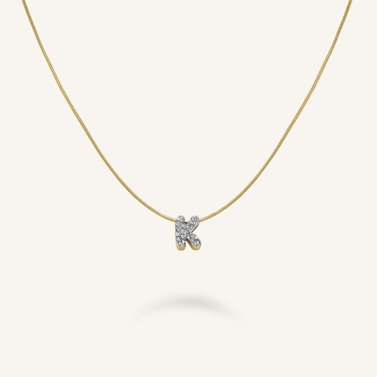 Collier lettre K avec cristaux leftcolumn