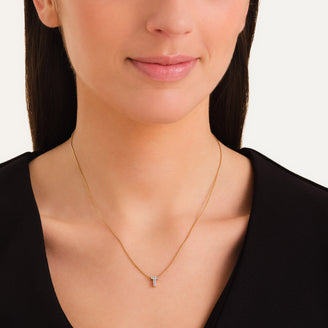 Collier lettre T avec cristaux leftcolumn