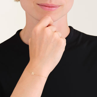Bracelet Initiale B leftcolumn