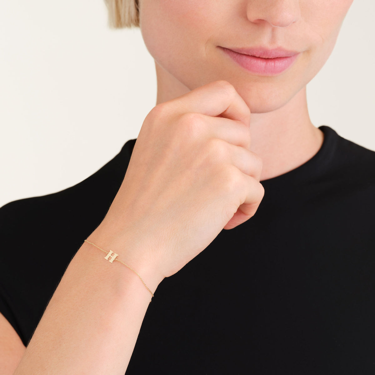 Bracelet Initiale H leftcolumn
