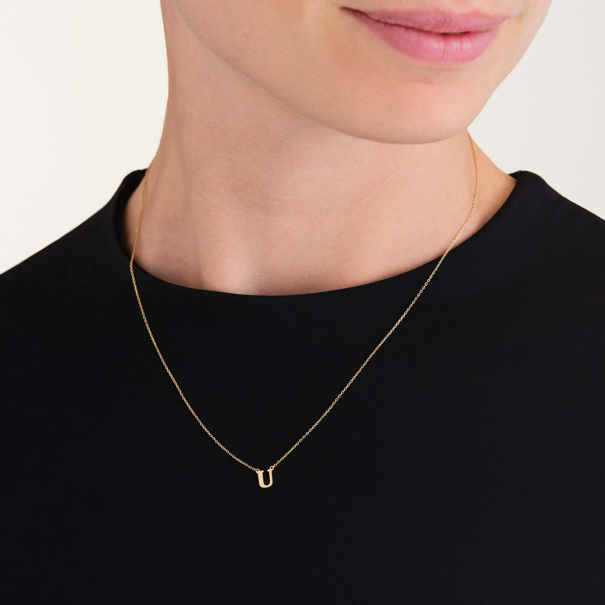 Collier Initiale U leftcolumn